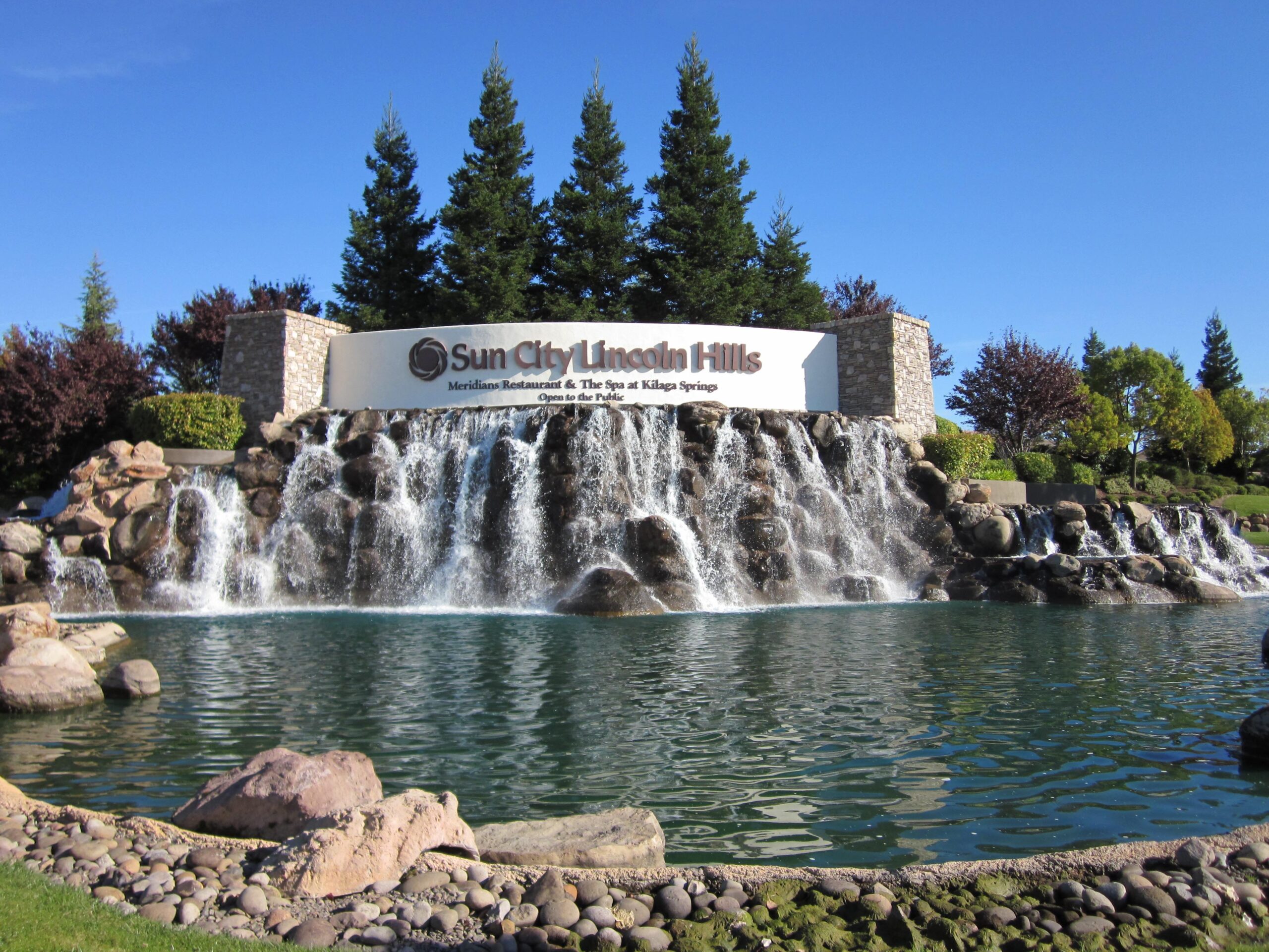 Delweb A stunning waterfall and pond water feature located at the Sun City Lincoln Hills resort.